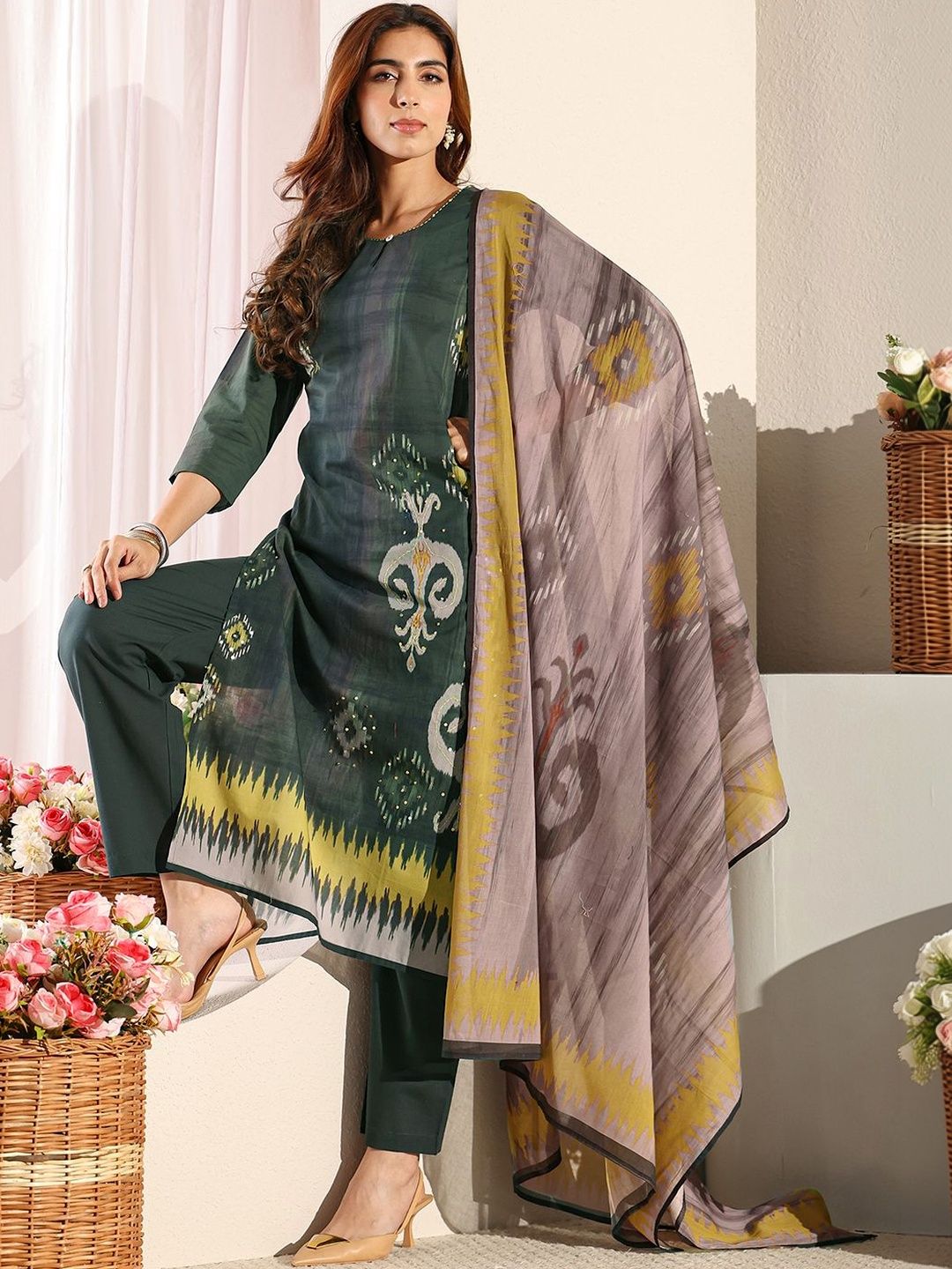 Libas Libas Green Ethnic Printed Straight Suit Set with Dupatta