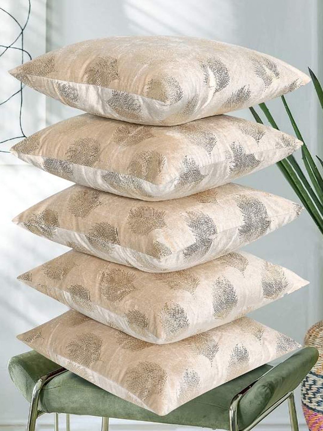 RD TREND RD TREND Cream & Gold Velvet 5 Piece Square Cushion Covers -18x18 Inch