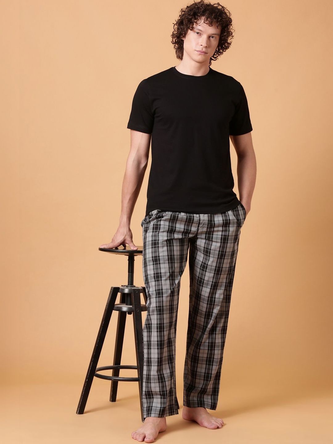 Lounge Set - Buy Lounge Set Online in India