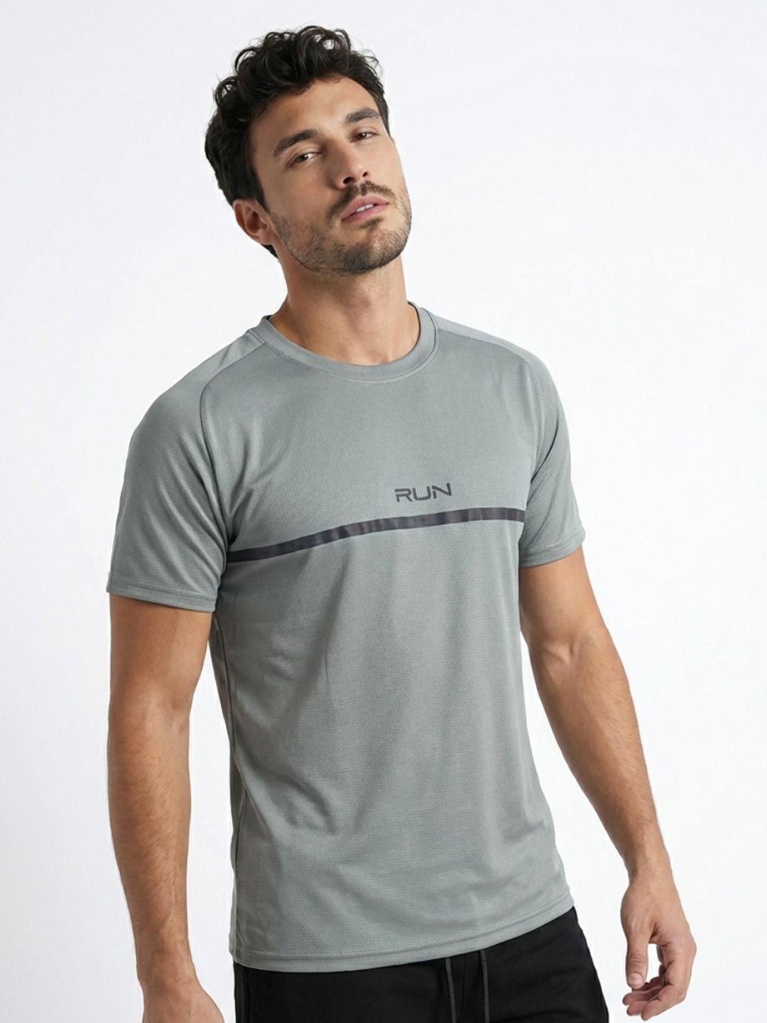 CROSS BENCH Men Typography Printed T-shirt