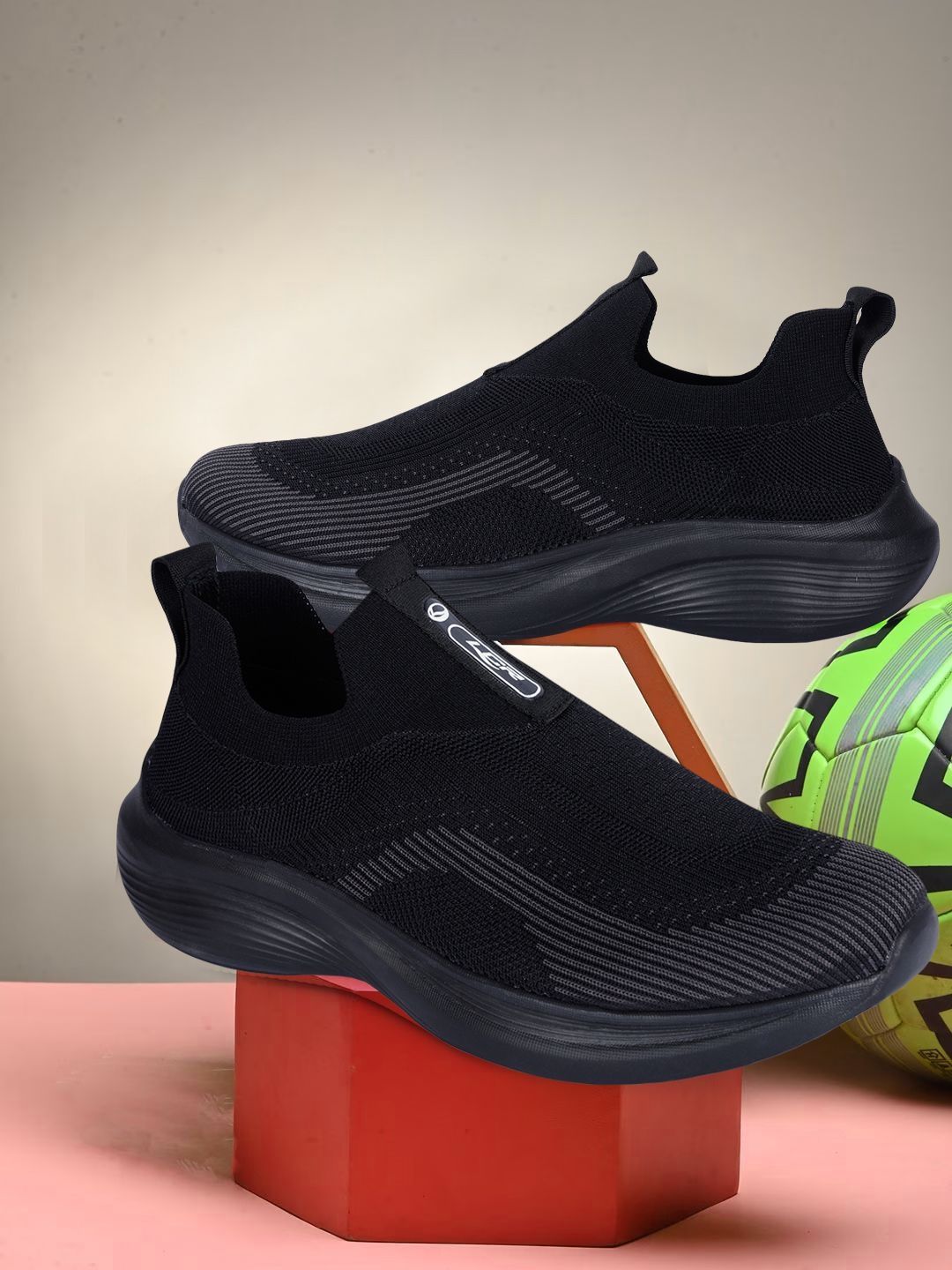 Lancer Men Mesh Running Non-Marking Shoes