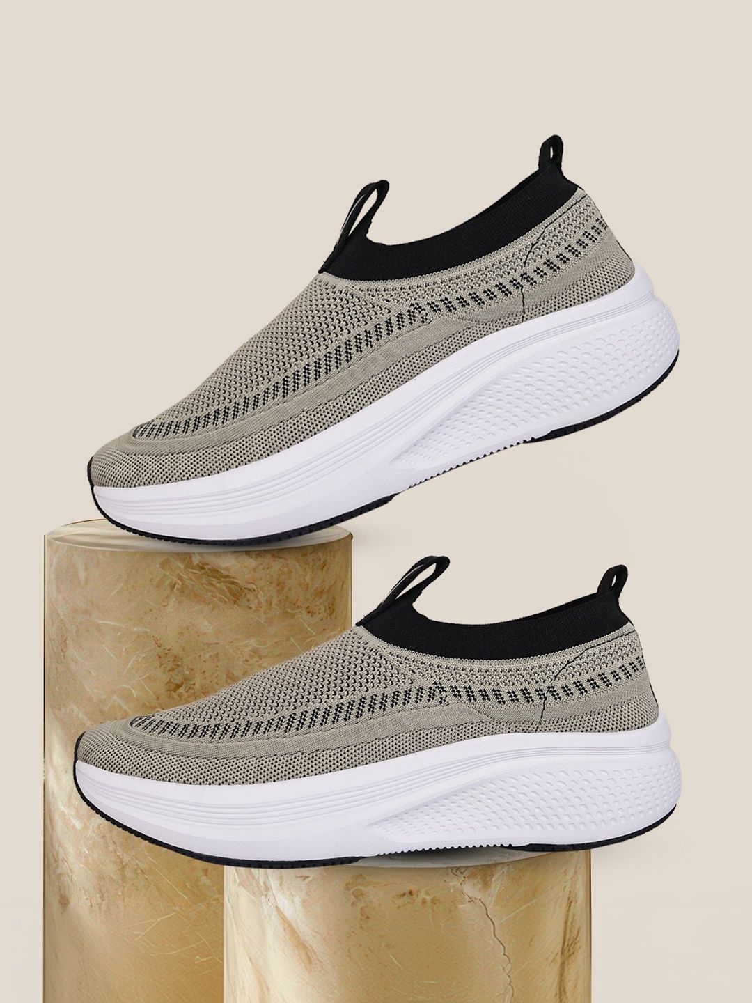 Lancer Men Mesh Walking Non-Marking Shoes