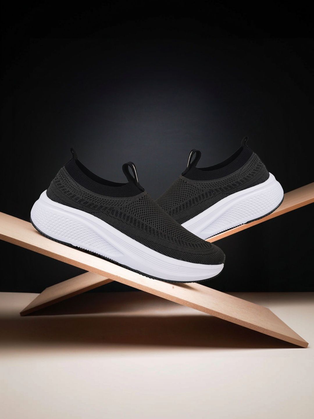 Lancer Men Mesh Walking Non-Marking Shoes