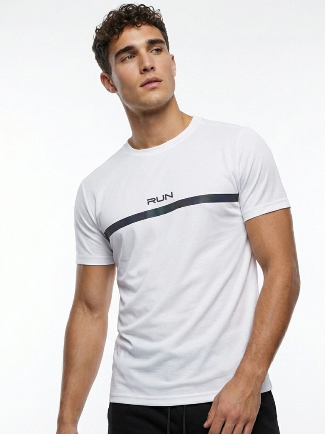 CROSS BENCH Men Typography Printed Round Neck T-shirt