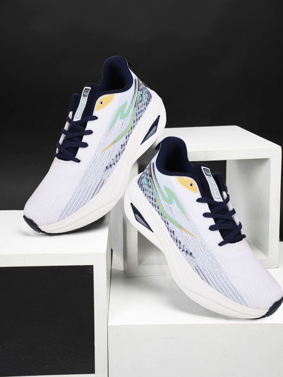 Lancer Men Mesh Running Non-Marking Shoes