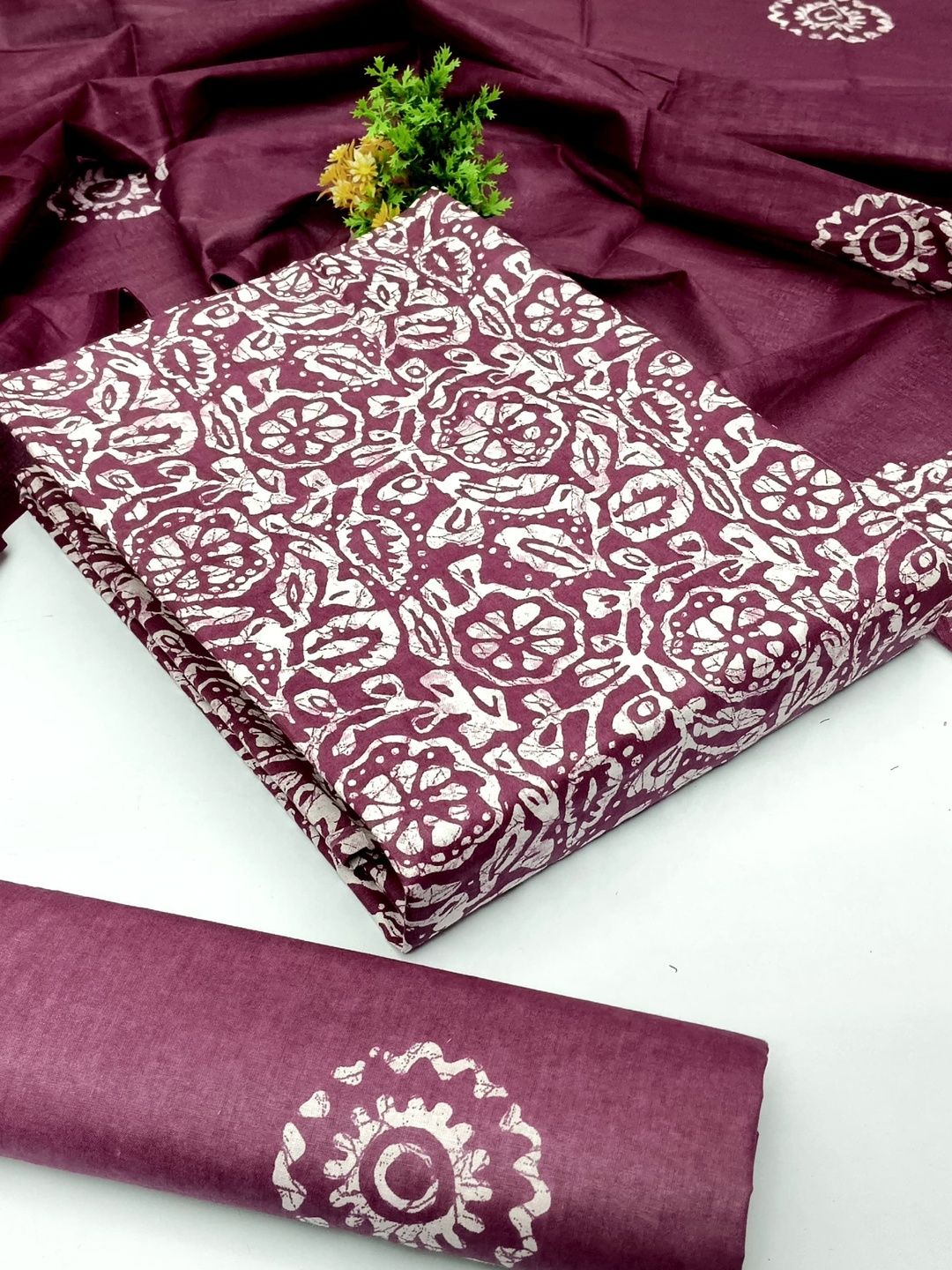 Keshar Printed Pure Cotton Unstitched Dress Material