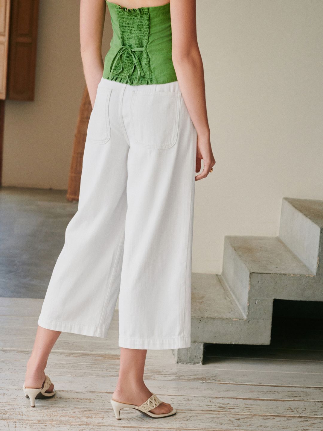 Regular Fit Mid-Rise Cropped Jeans