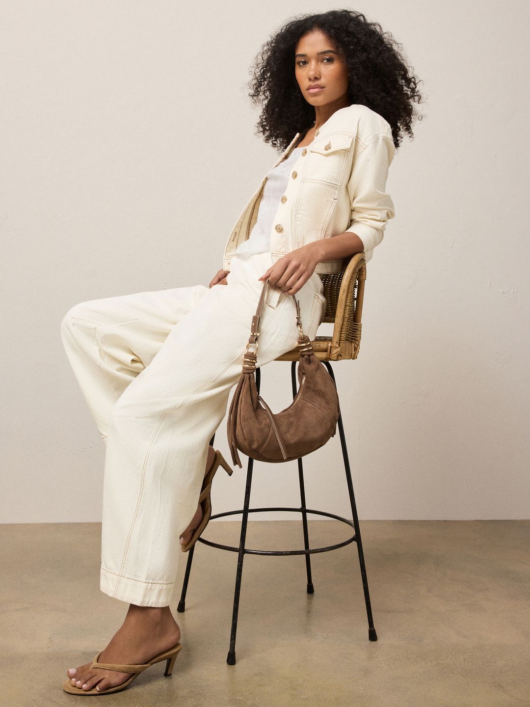 Regular Fit Mid-Rise Jeans