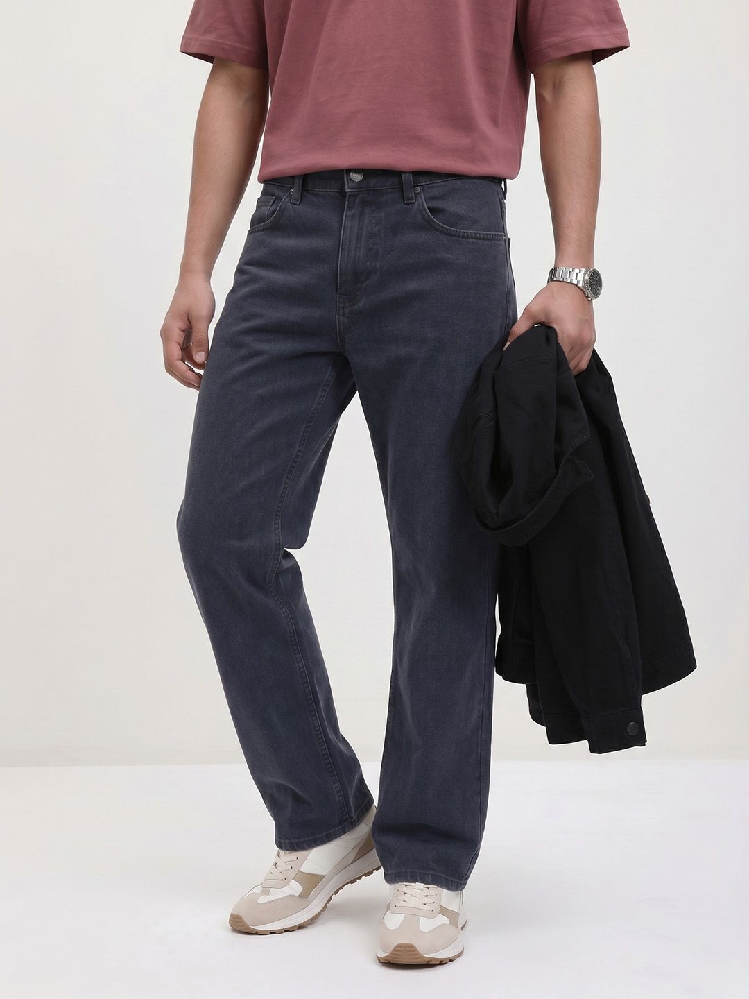 The Roadster Life Co. Men Straight Fit Fit Light Fade Stretchable Jeans