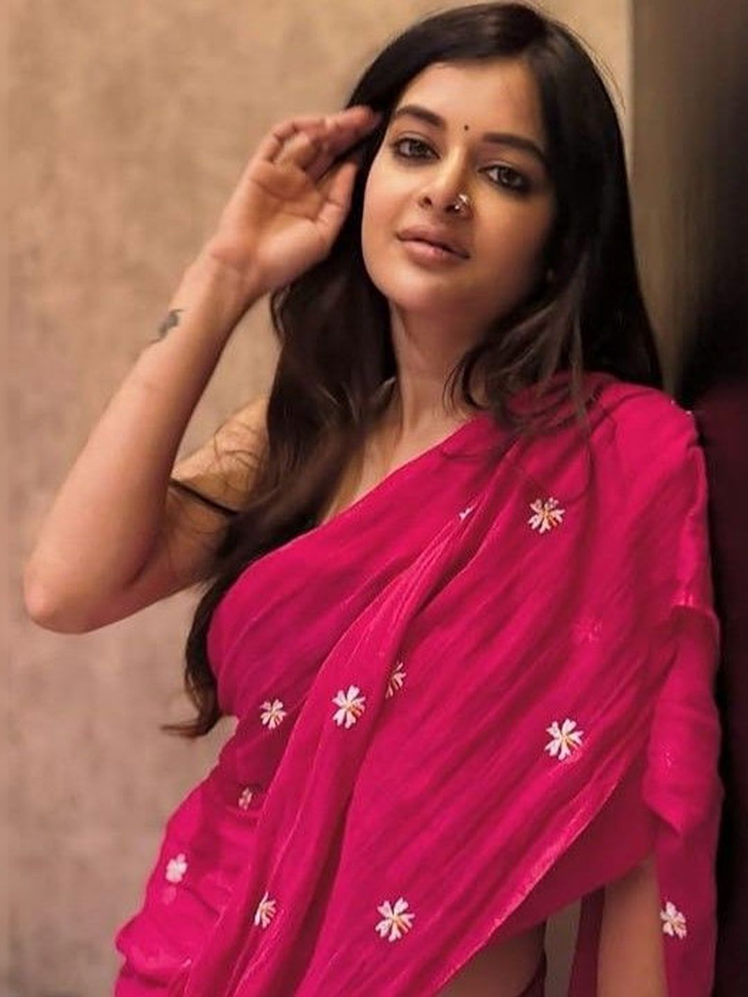 MS SARADA HANDLLOM Embellished Embroidered Pure Cotton Taant Saree