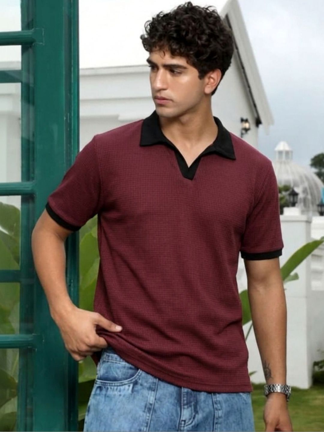HERE&NOW Rigo Men Wine Self-Textured Waffle Contrast Collar Half Sleeve Polo T-Shirt