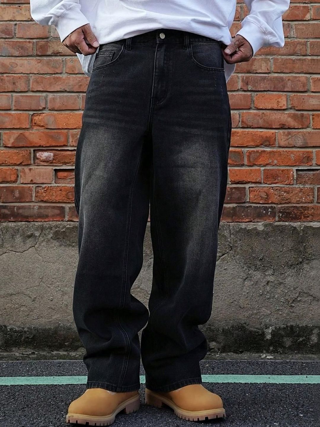 Mast & Harbour Men Wide Leg High-Rise Light Fade Jeans