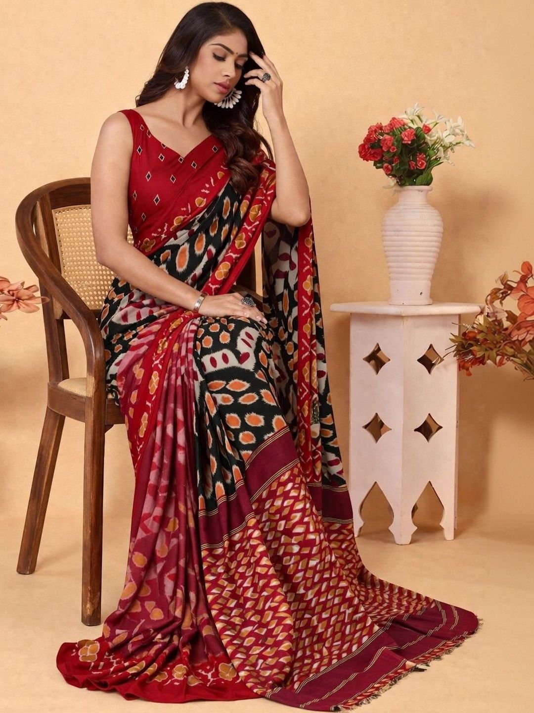Vibhagyaa Ethnic Motifs Pure Cotton Ikat Saree