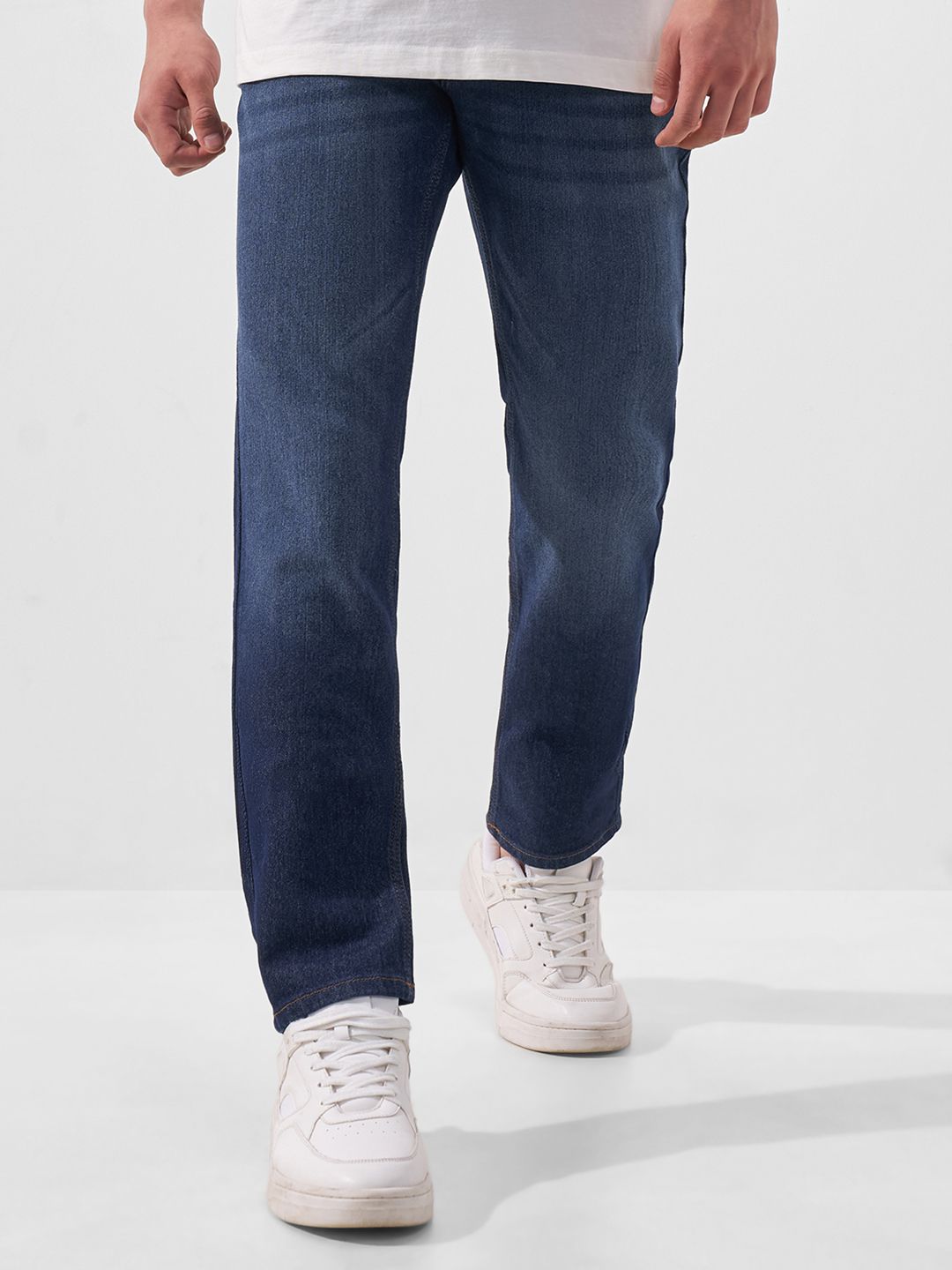 HIGHLANDER Men Straight Fit Mid-Rise Light Fade Stretchable Cotton Jeans