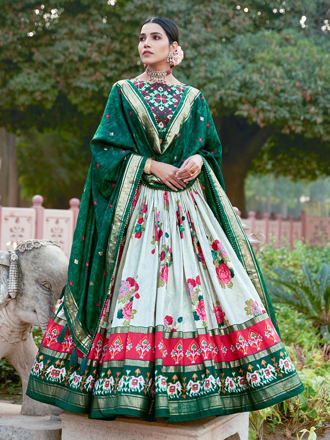House of Pataudi Printed Lehenga & Blouse With Dupatta