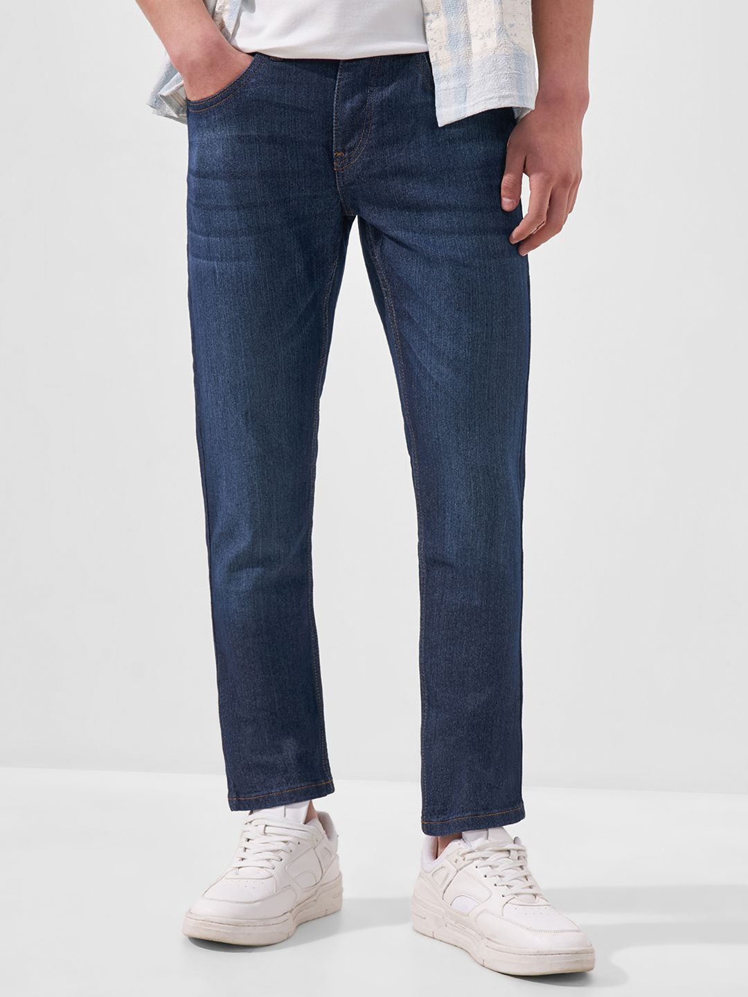 HIGHLANDER Men Straight Fit Clean Look Light Fade Stretchable Jeans