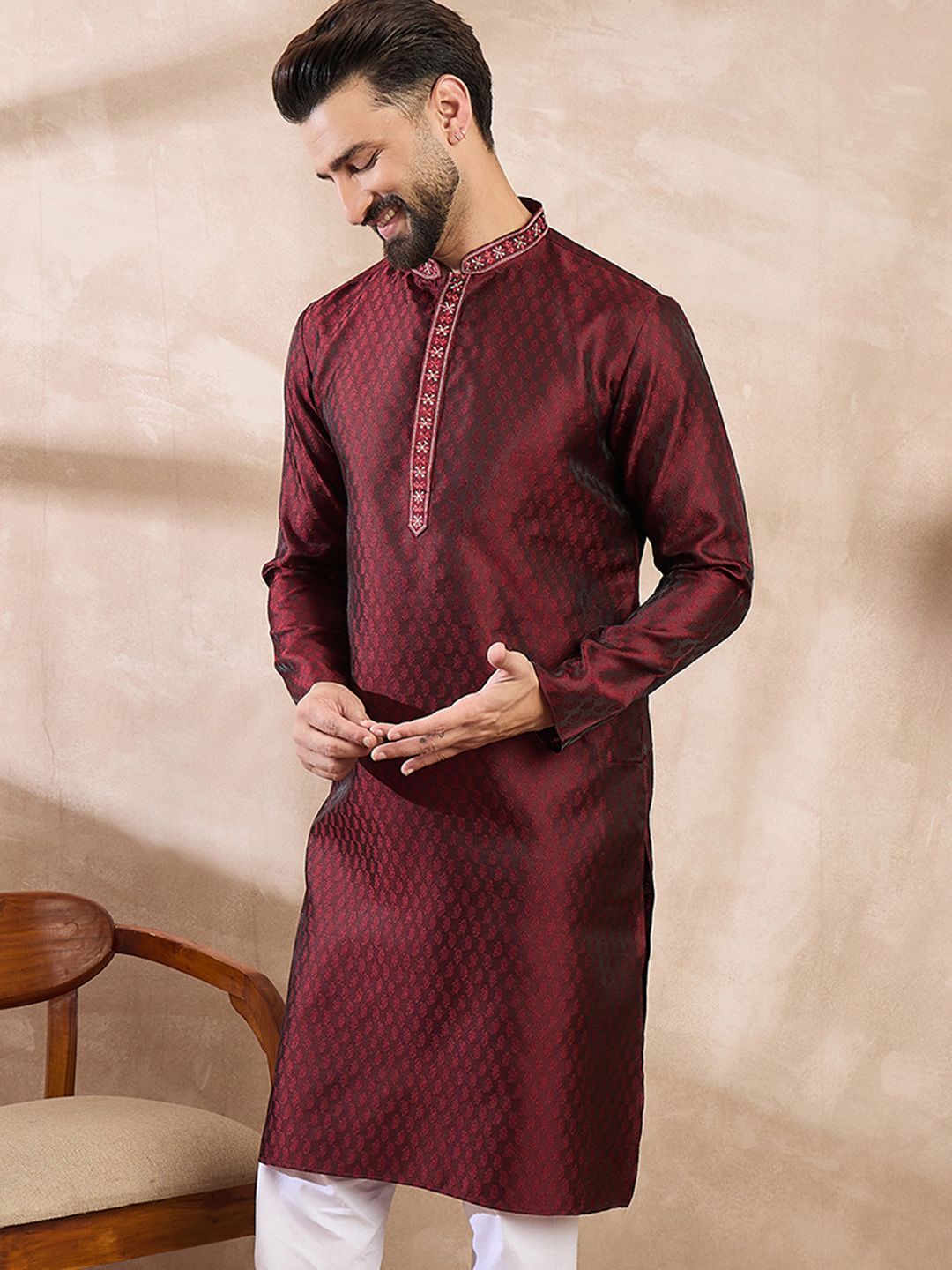 House of Pataudi Woven Design Mandarin Collar Knee Length Straight Kurta