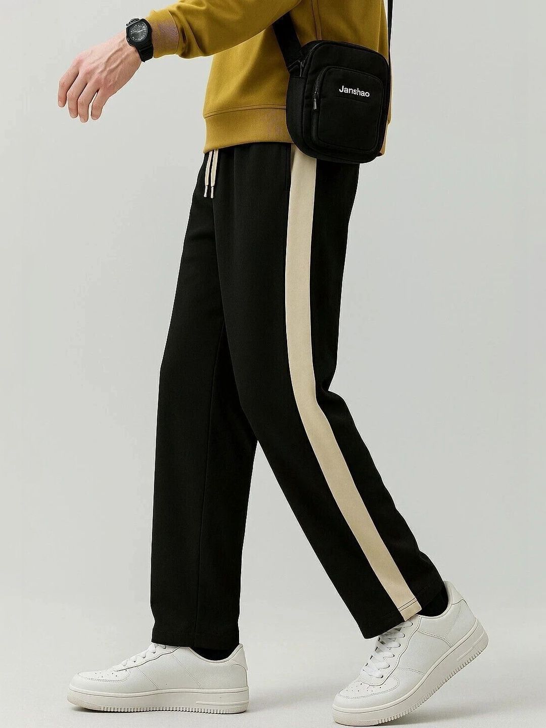 CHROVEL Men Relaxed Fit Striped Joggers