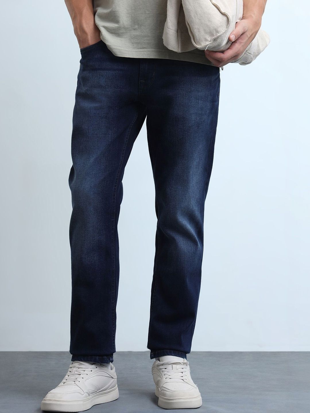 Flying Machine Men Slim Fit Mid-Rise Light Fade Stretchable Jeans