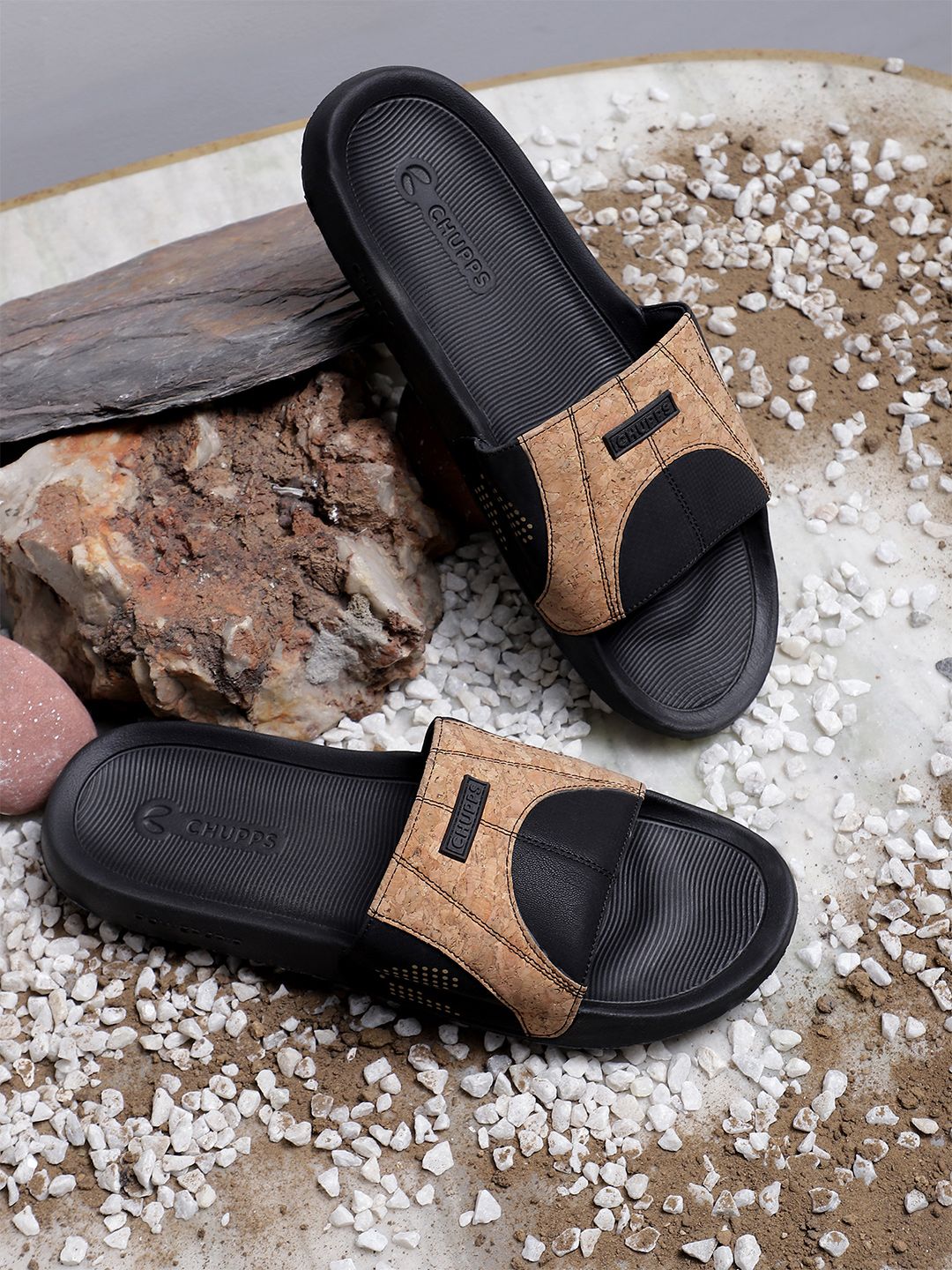CHUPPS Men Black Arc Orthopedic Sliders