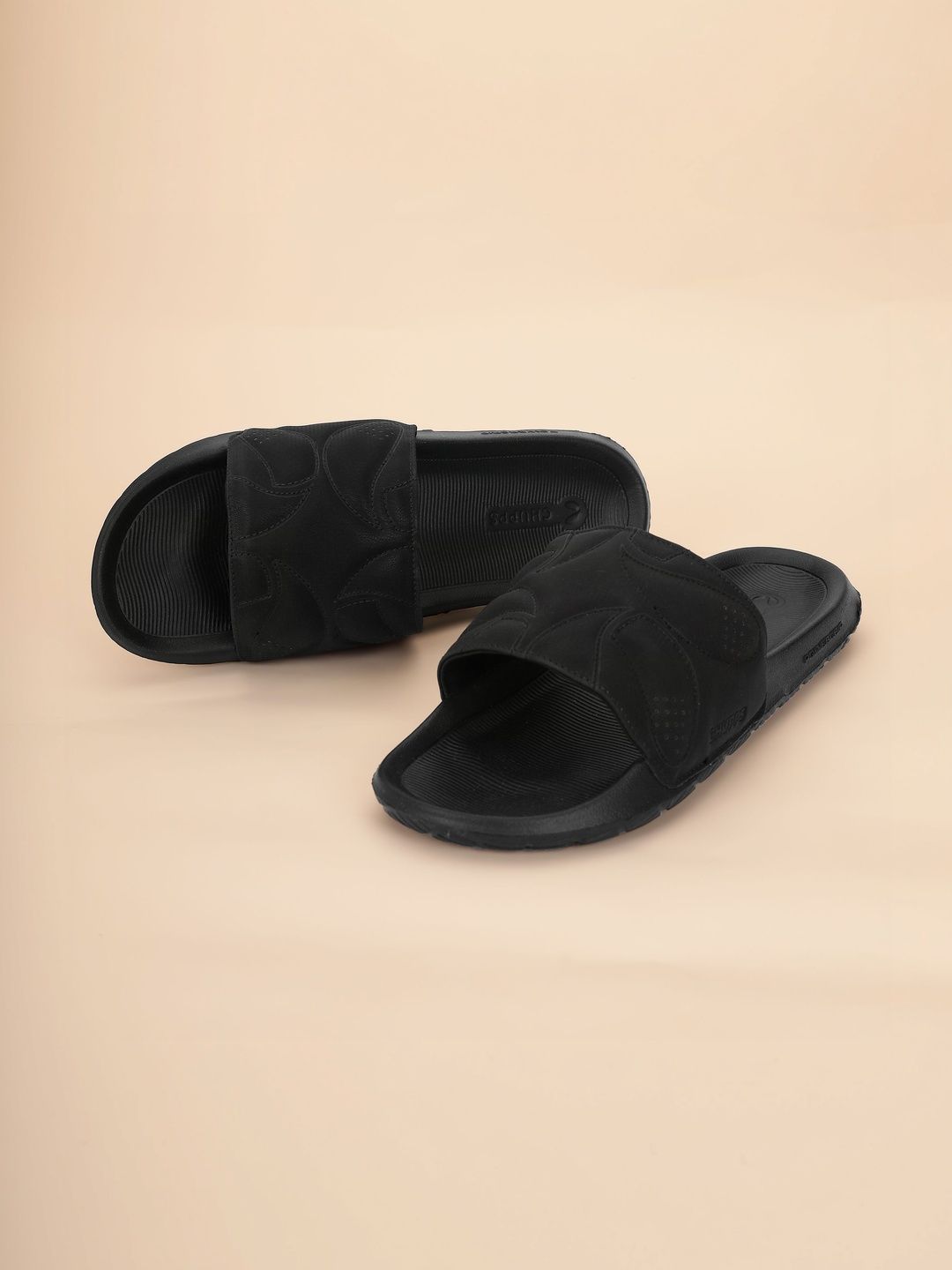 CHUPPS Men Black Orion Orthopedic Sliders