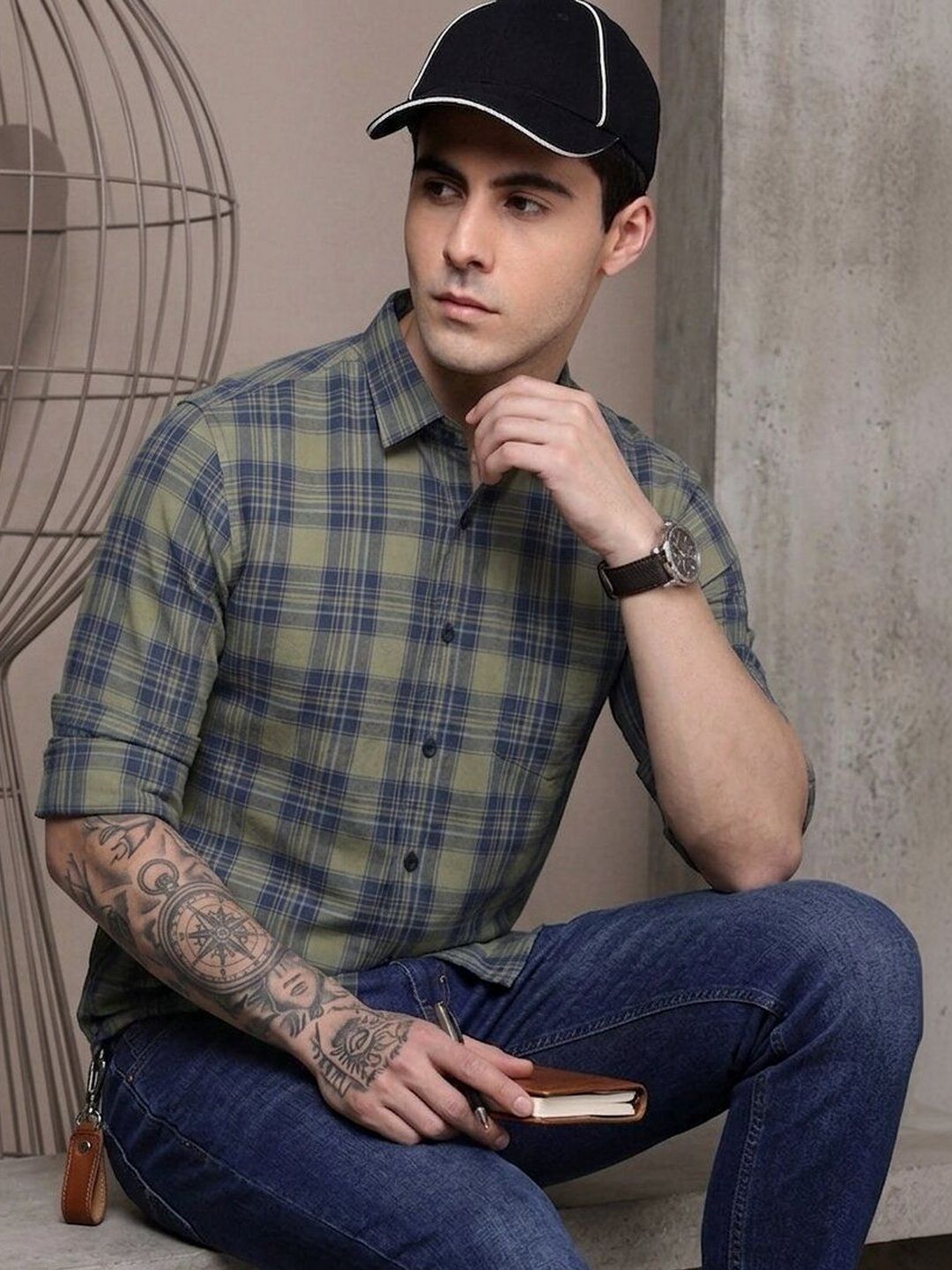 The Roadster Lifestyle Co Checked Pure Cotton Spread Collar Casual Shirt