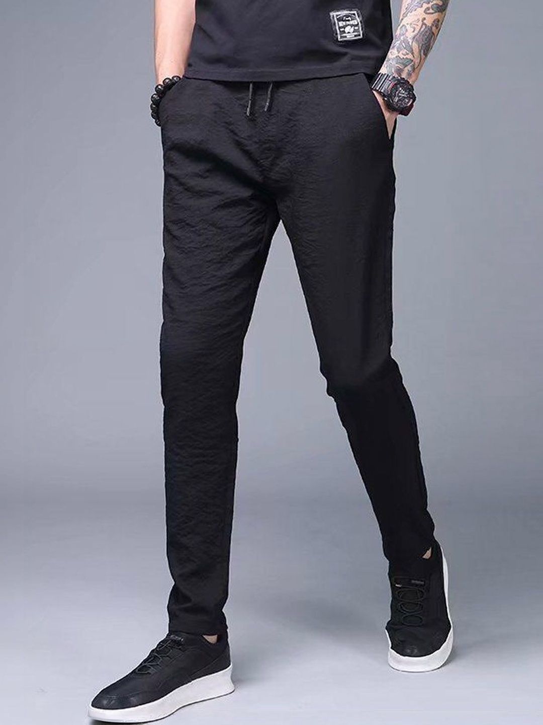 Suo Men Textured Easy Wash Trousers