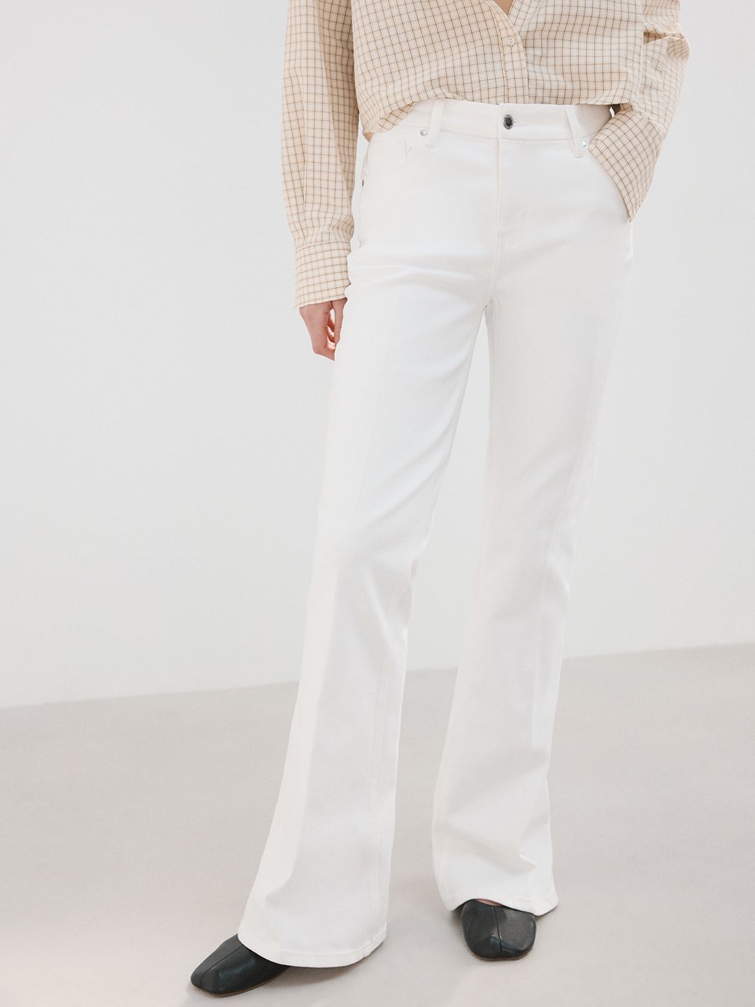 Regular Fit Mid-Rise Stretchable Jeans
