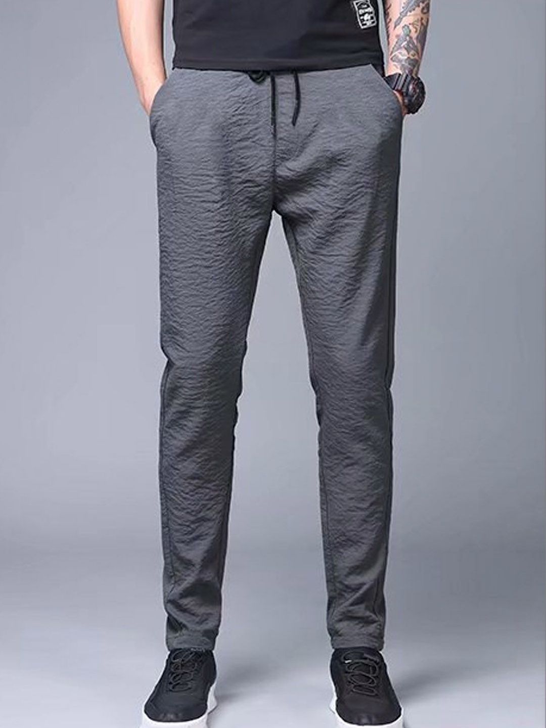 Suo Men Textured Easy Wash Pleated Trousers