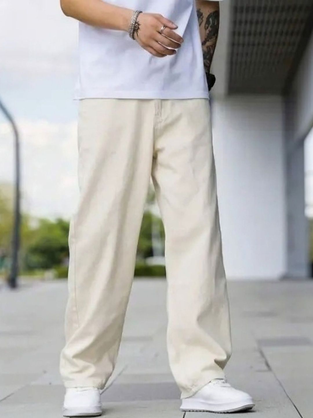 WOOMNY Men Regular Fit High-Rise Jeans