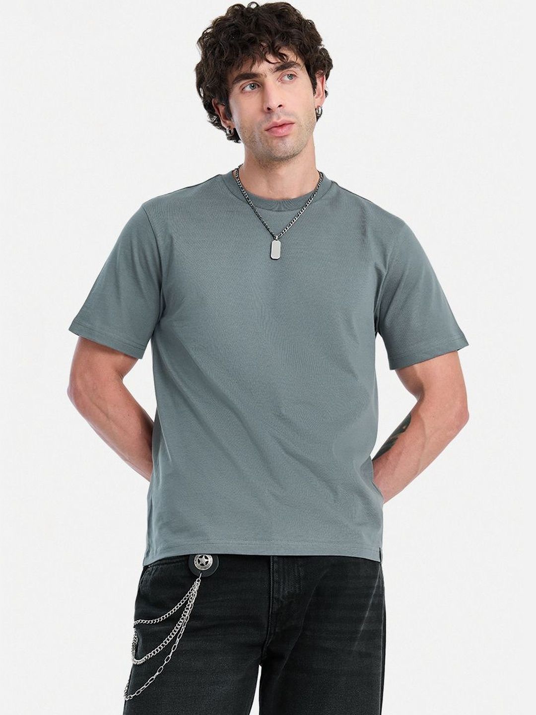 Snitch Men T-shirt
