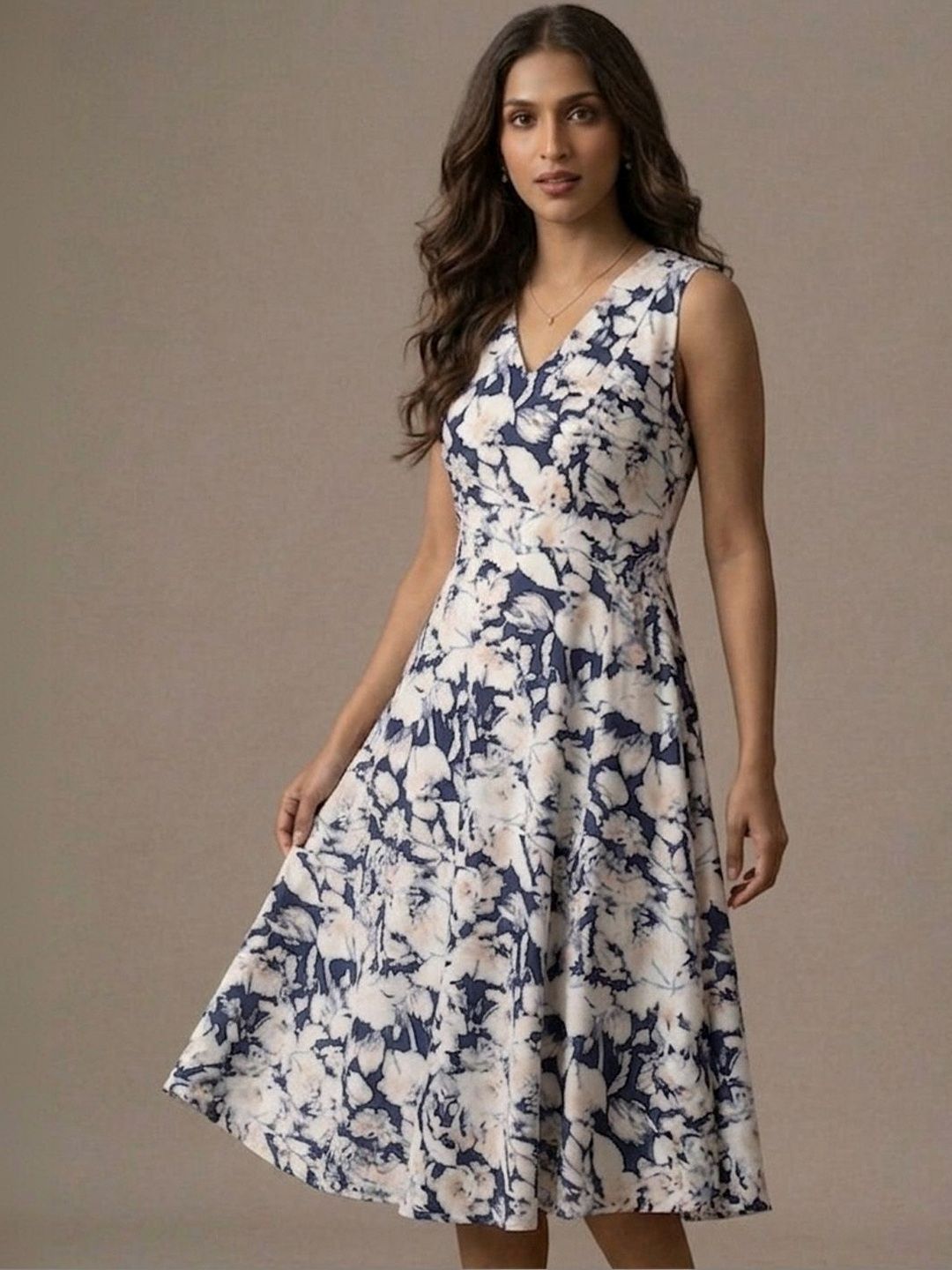 Navibhu Contemporary Front-Button Printed Printed V-Neck A-Line Ethnic Dresses