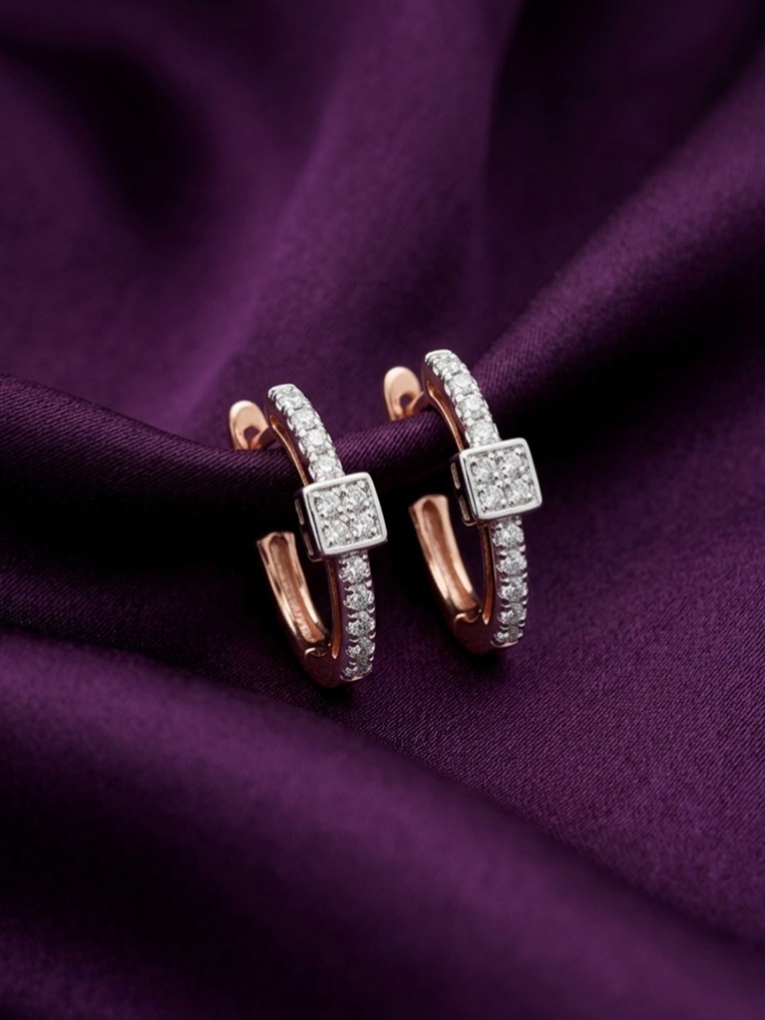 BAYAN JEWELRY 18Kt Gold Earrings With 0.34Ct Lab Grown Diamond - 1.892g