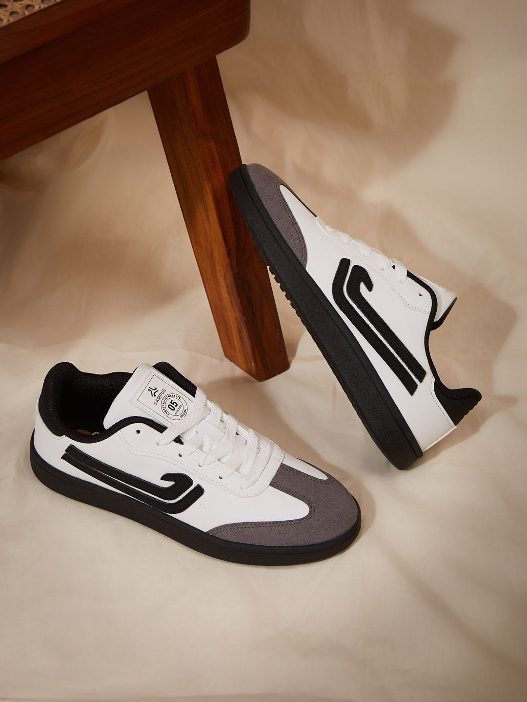 Campus AMBIT Women PU Sneakers