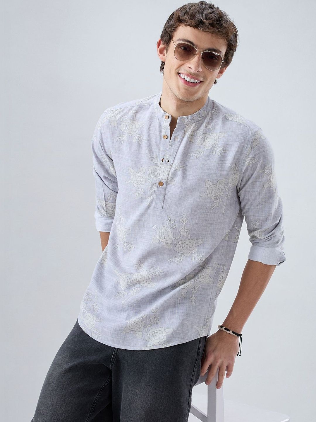 VASTRADO Men Floral Printed Kurta