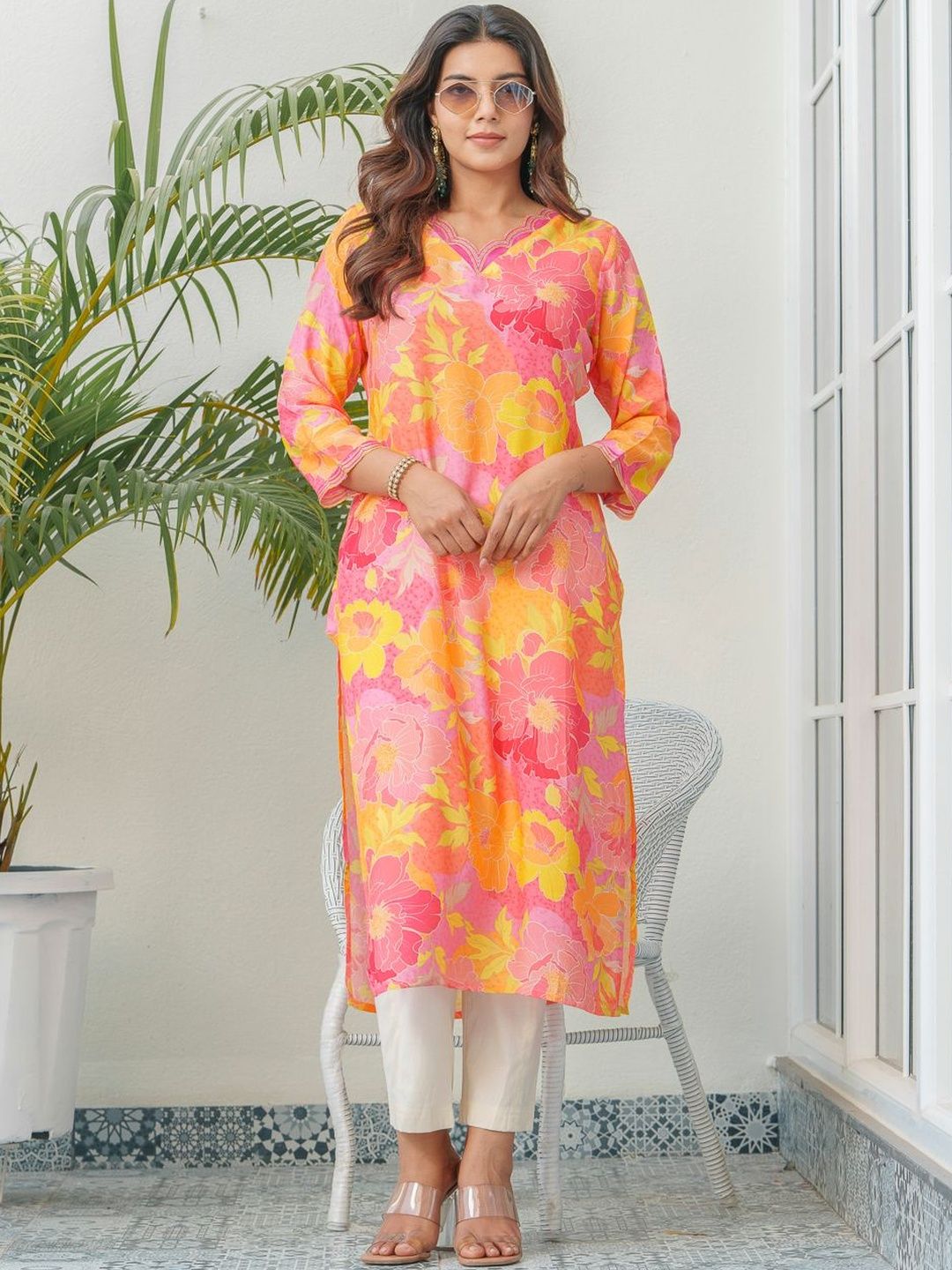D W Apparels D W Apparels Women Floral Printed Kurta