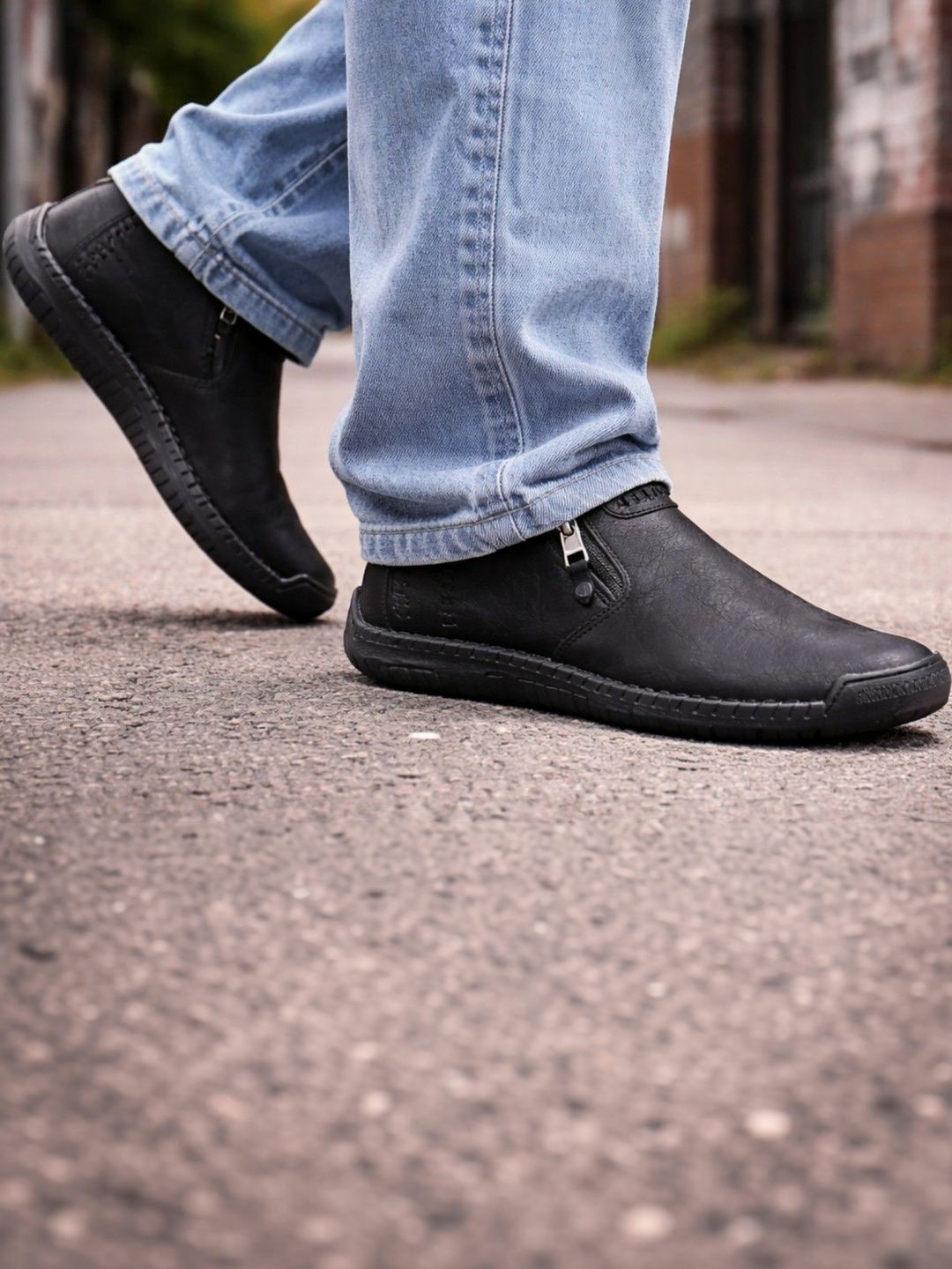 KRAASA Men Sneakers