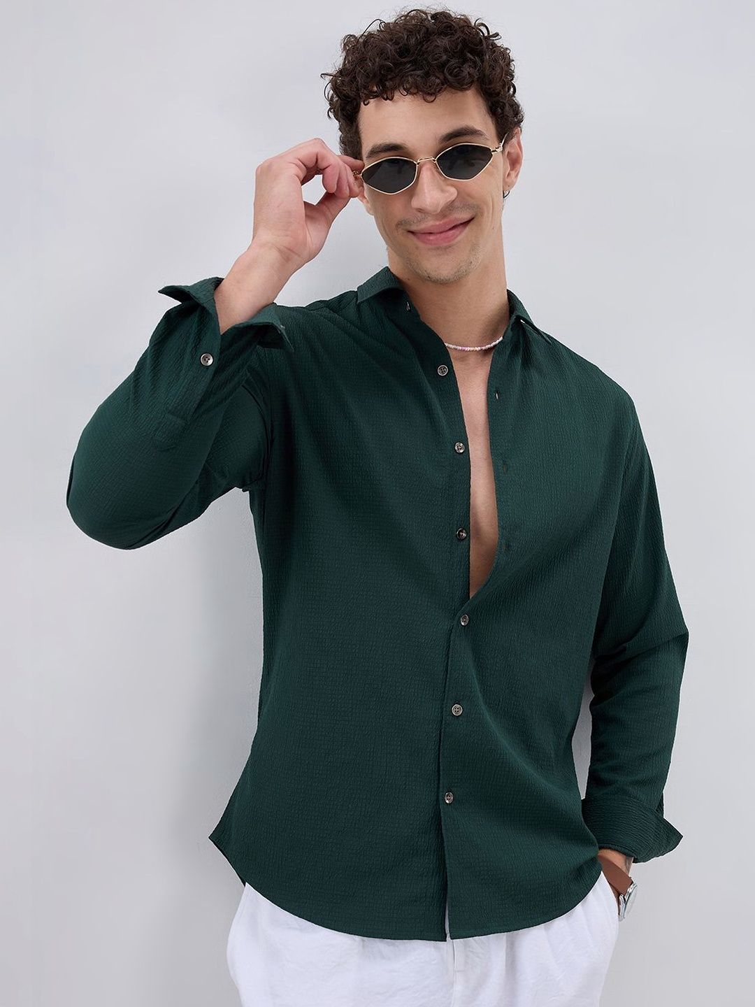 VASTRADO Deep Forest Green Minimal Weave Crinkled Shirt