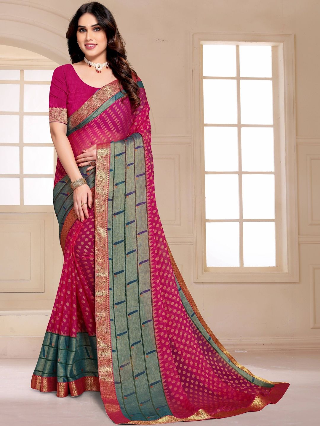 Sangria Printed Saree With Unstitched Blouse