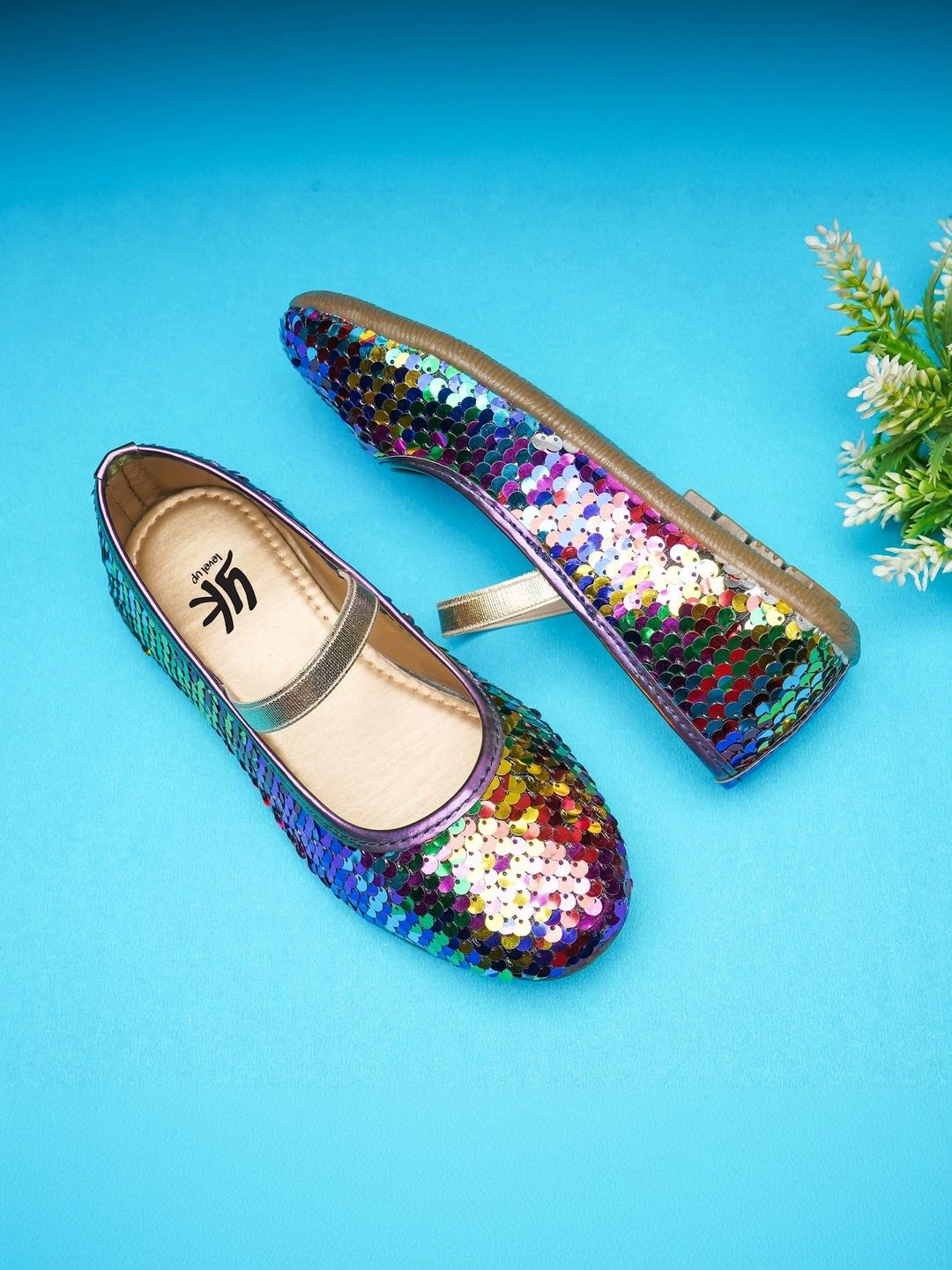 YK Girls Embellished Round Toe Ballerinas
