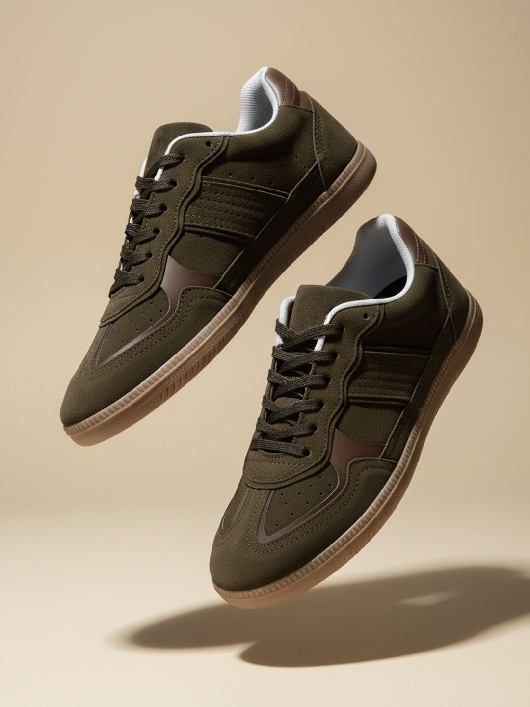 The Roadster Lifestyle Co Men Round Toe Sneakers Casual Shoes