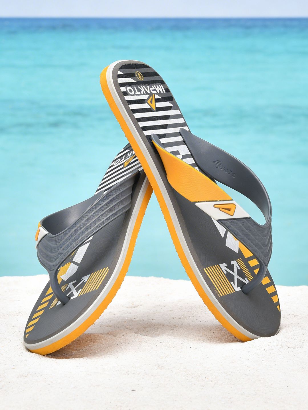 IMPAKTO Men Printed Thong Flip-Flops