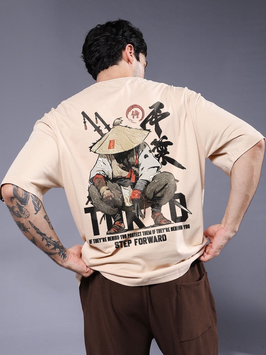 PRONK Men Printed Drop-Shoulder Sleeves T-shirt