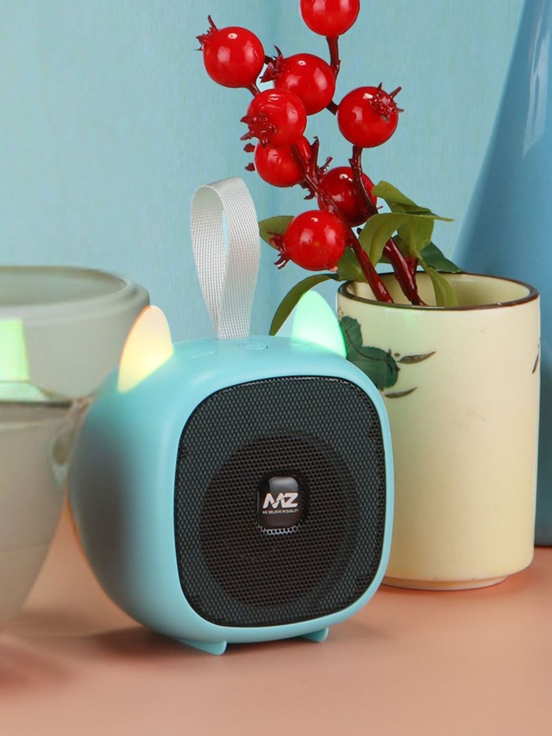 MZ M5 Dynamic Thunder Sound Speaker