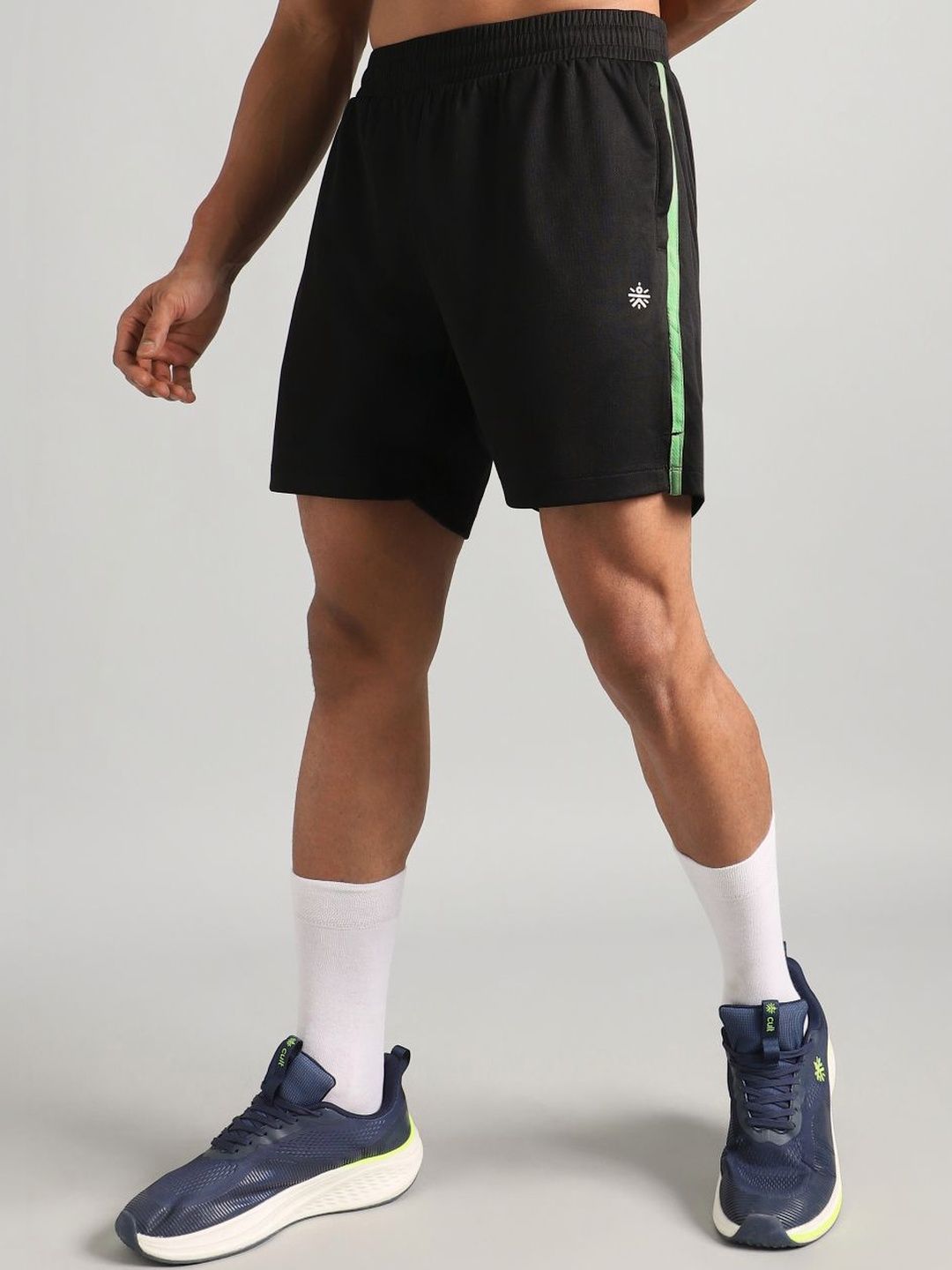 CULT Men's Black Power Pop Active Shorts