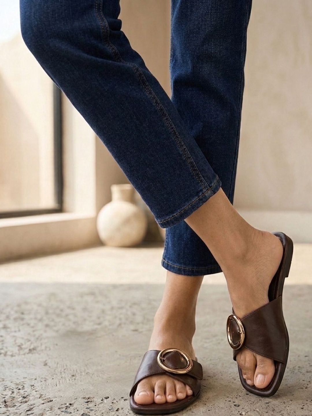 Women Open Toe Flats CAI Looped Burgundy Flats