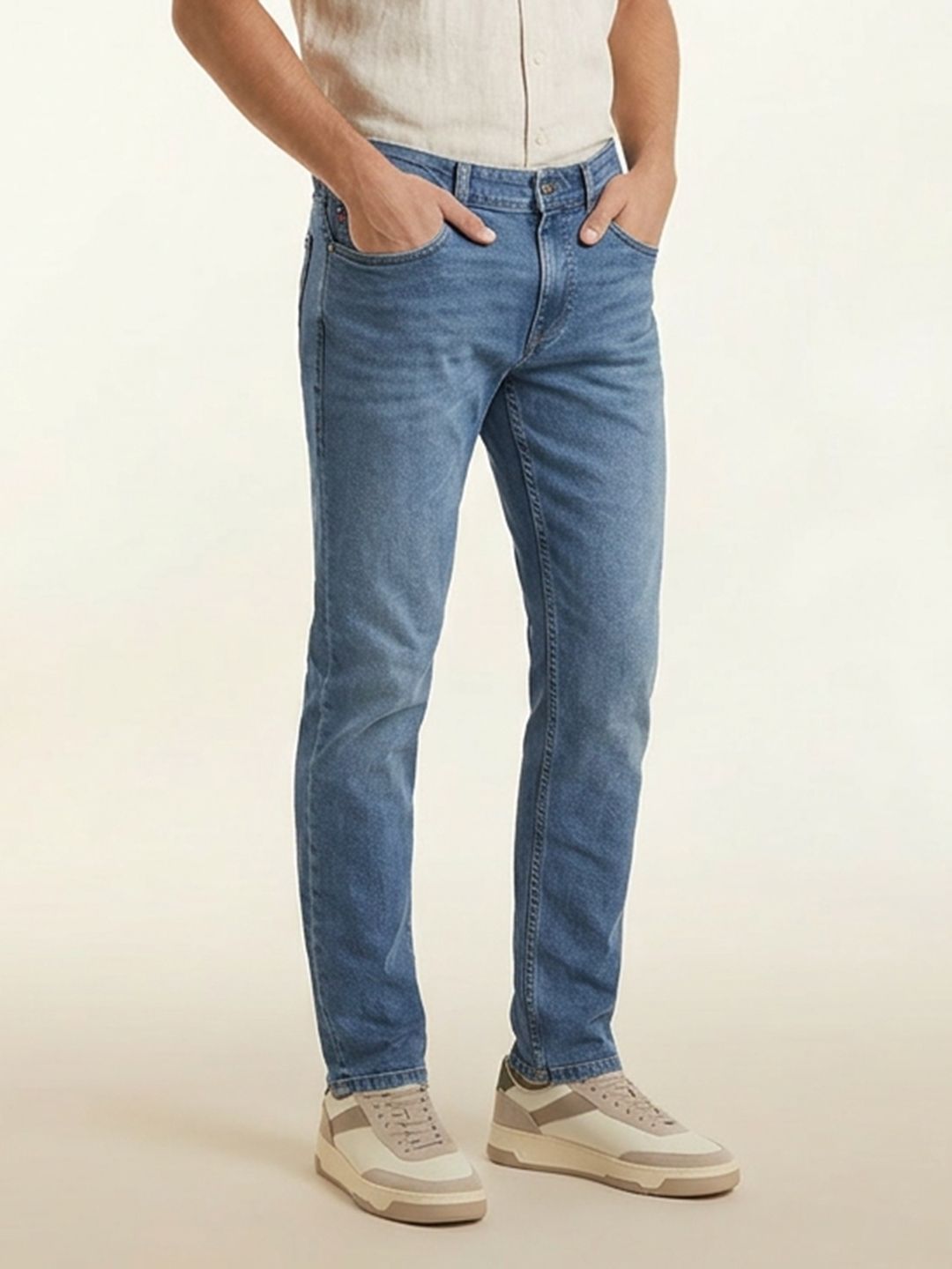 Nautica Men Slim Fit Mid-Rise Heavy Fade Cotton Jeans