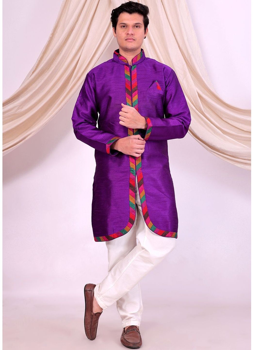 Desibutik Embroidered Mandarin Collar Sherwani