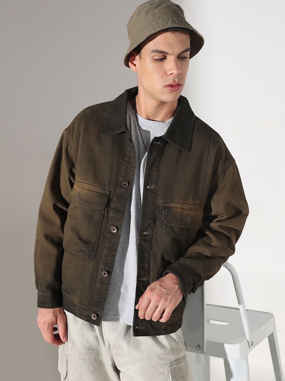 SHOWOFFFF Men Spread Collar Solid Denim Jacket