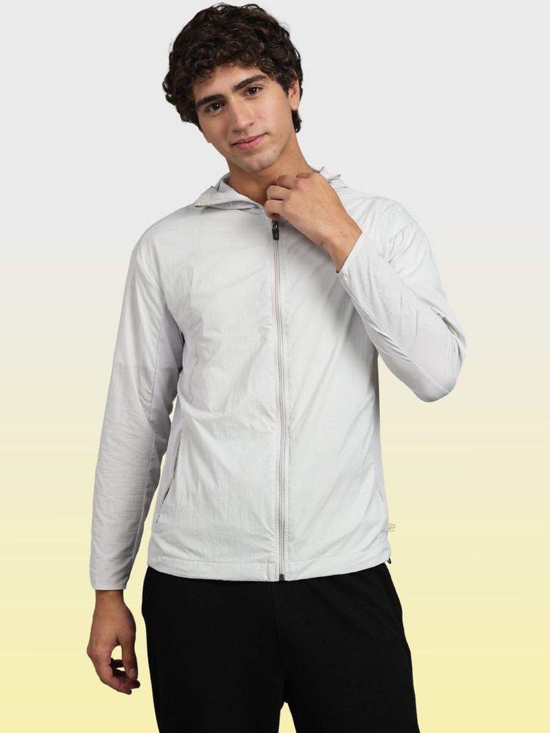 BLUE TYGA Men Brand Logo Lightweight Outdoor Jacket